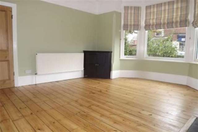  Image of 4 bedroom Detached house to rent in Glebe Road West Bridgford Nottingham NG2 at Nottingham, NG2 6DS