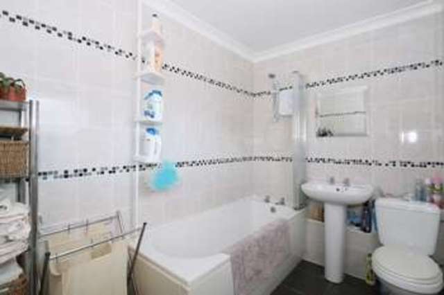  Image of 4 bedroom Terraced house for sale in Gleneagles Park Hull HU8 at Gleneagles Park  Hull, HU8 9JR