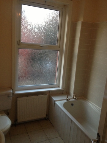  Image of 2 bedroom Terraced house to rent in Glensdale Terrace Leeds LS9 at Glensdale Terrace  East End Park, Leeds, West Yor, LS9 9JN