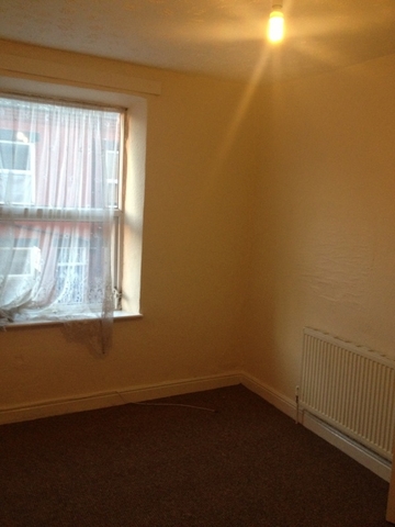  Image of 2 bedroom Terraced house to rent in Glensdale Terrace Leeds LS9 at Glensdale Terrace  East End Park, Leeds, West Yor, LS9 9JN
