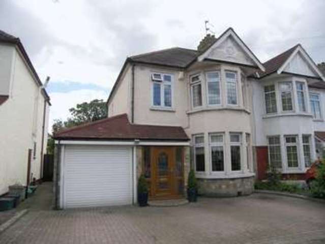  Image of 3 bedroom Detached house for sale in Glenwood Gardens Ilford IG2 at Glenwood Gardens  Gants Hill, IG2 6XT