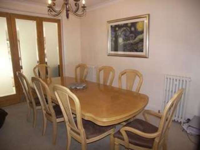  Image of 3 bedroom Detached house for sale in Glenwood Gardens Ilford IG2 at Glenwood Gardens  Gants Hill, IG2 6XT