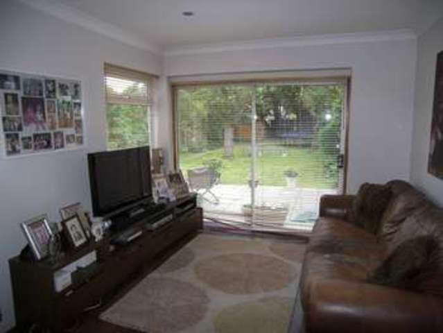  Image of 3 bedroom Detached house for sale in Glenwood Gardens Ilford IG2 at Glenwood Gardens  Gants Hill, IG2 6XT