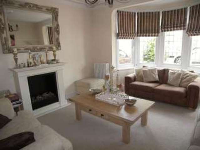  Image of 3 bedroom Detached house for sale in Glenwood Gardens Ilford IG2 at Glenwood Gardens  Gants Hill, IG2 6XT