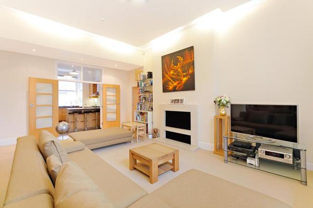  Image of 3 bedroom Ground Flat to rent in Gloucester Terrace London W2 at Gloucester Terrace  London, W2 6HR