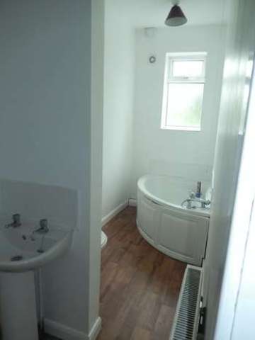  Image of Property to rent in May Street Golborne Warrington WA3 at May Street Golborne Warrington, WA3 3TU