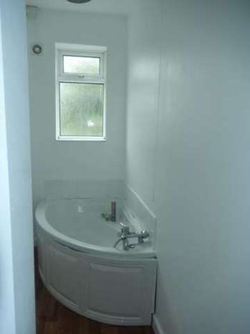  Image of Property to rent in May Street Golborne Warrington WA3 at May Street Golborne Warrington, WA3 3TU
