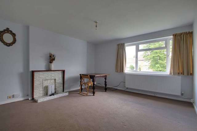  Image of 2 bedroom Property to rent in Gordon Hill Enfield EN2 at Gordon Hill  ENFIELD, EN2 0QP