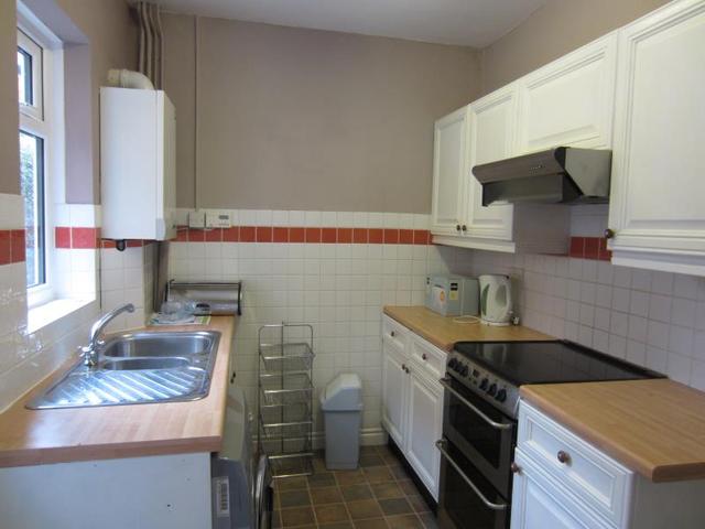  Image of 2 bedroom Detached house to rent in Gordon Road Harborne Birmingham B17 at Birmingham, B17 9HA