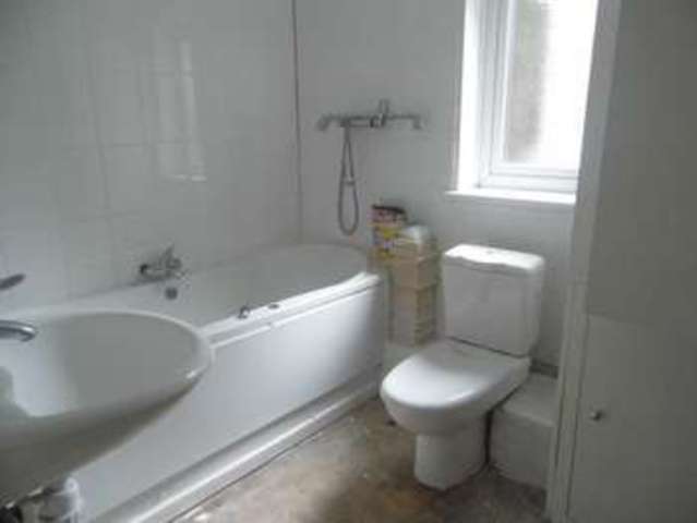  Image of 3 bedroom Terraced house for sale in Gorseway Stockport SK5 at Stockport Greater Manchester Stockport, SK5 8AR
