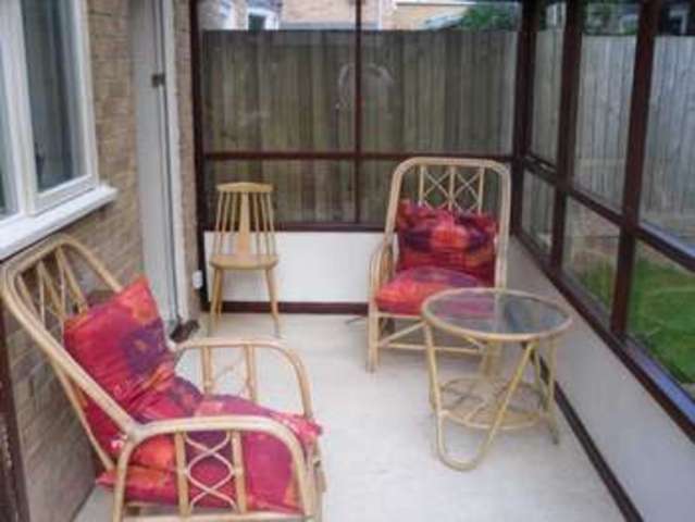  Image of 2 bedroom Semi-Detached house to rent in Rosedale Close Crawley RH11 at Gossops Green  Crawley, RH11 8NQ