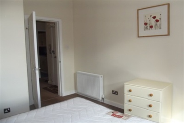  Image of 1 bedroom Flat to rent in Greenholme Street Glasgow G44 at Cathcart Glasgow Glasgow, G44 4DU