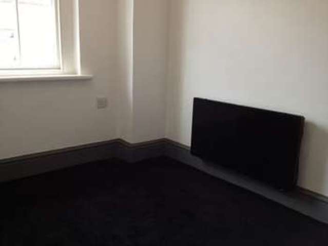  Image of 1 bedroom Flat to rent in Grosvenor Street Cheltenham GL52 at Grosvenor Street  Cheltenham, GL52 2SQ