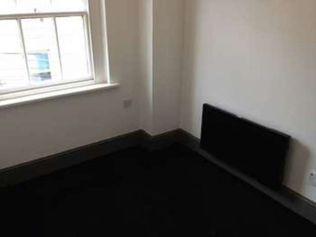  Image of 1 bedroom Flat to rent in Grosvenor Street Cheltenham GL52 at Grosvenor Street  Cheltenham, GL52 2SQ