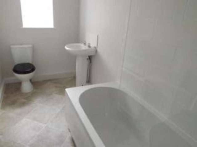  Image of 1 bedroom Flat for sale in Grosvenor Street Cheltenham GL52 at Cheltenham Gloucestershire Cheltenham, GL52 2SG
