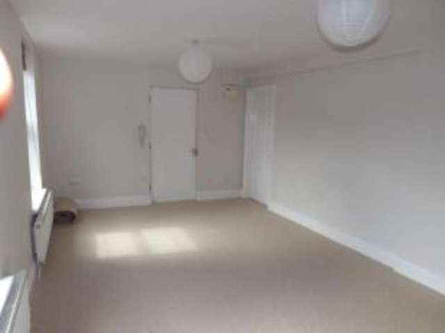  Image of 1 bedroom Flat for sale in Grosvenor Street Cheltenham GL52 at Cheltenham Gloucestershire Cheltenham, GL52 2SG