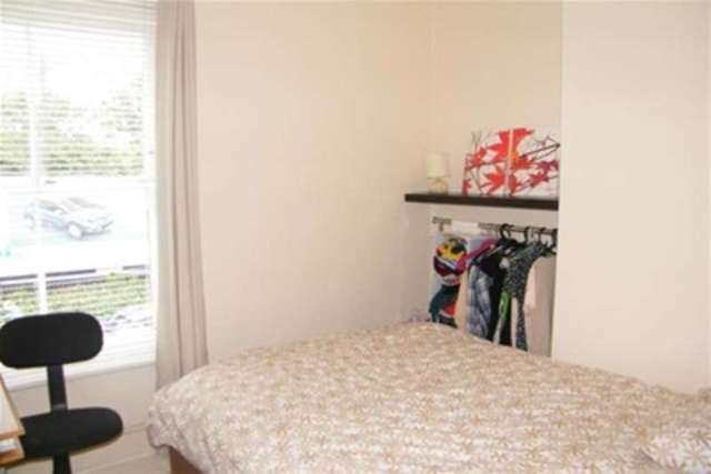  Image of 2 bedroom Terraced house to rent in Guys Cliffe Terrace Warwick CV34 at Warwick, CV34 4LP