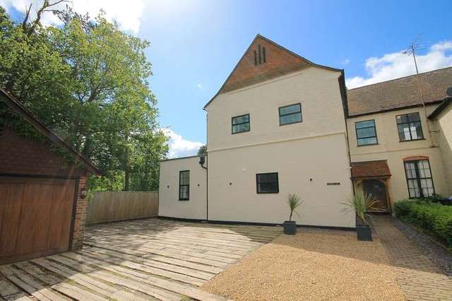  Image of 4 bedroom Mews for sale in Cricket Court Hackenden Lane East Grinstead RH19 at East Grinstead West Sussex, RH19 3DN