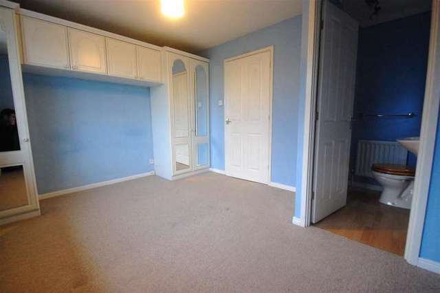  Image of 2 bedroom Semi-Detached house to rent in Hadleigh Close London SW20 at Raynes Park, SW20 9AW