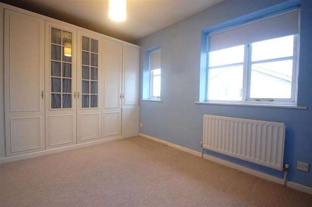  Image of 2 bedroom Semi-Detached house to rent in Hadleigh Close London SW20 at Raynes Park, SW20 9AW