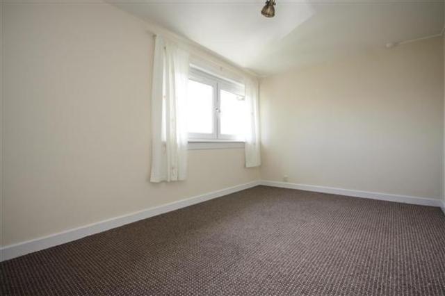 Image of 2 bedroom Flat to rent in Hamilton Road Cambuslang Glasgow G72 at Cambuslang South Lanarkshire South Lanarkshire, G72 7PF