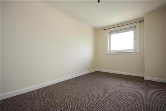  Image of 2 bedroom Flat to rent in Hamilton Road Cambuslang Glasgow G72 at Cambuslang South Lanarkshire South Lanarkshire, G72 7PF