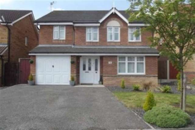  Image of 4 bedroom Detached house to rent in Hampton Court Way Widnes WA8 at Widnes, WA8 3ET