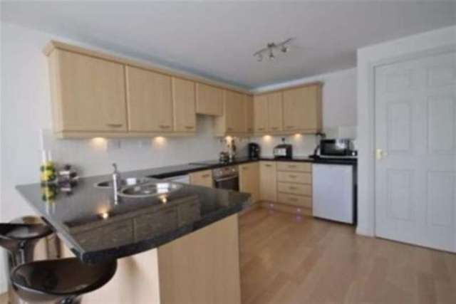  Image of 4 bedroom Detached house to rent in Hampton Court Way Widnes WA8 at Widnes, WA8 3ET