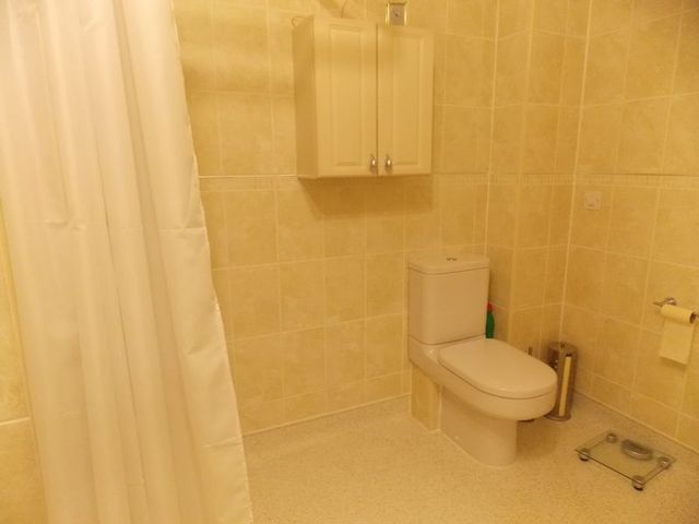 Image of 1 bedroom Retirement Property for sale in Hanbury Road Droitwich WR9 at Hanbury Road  Droitwich, WR9 8GD
