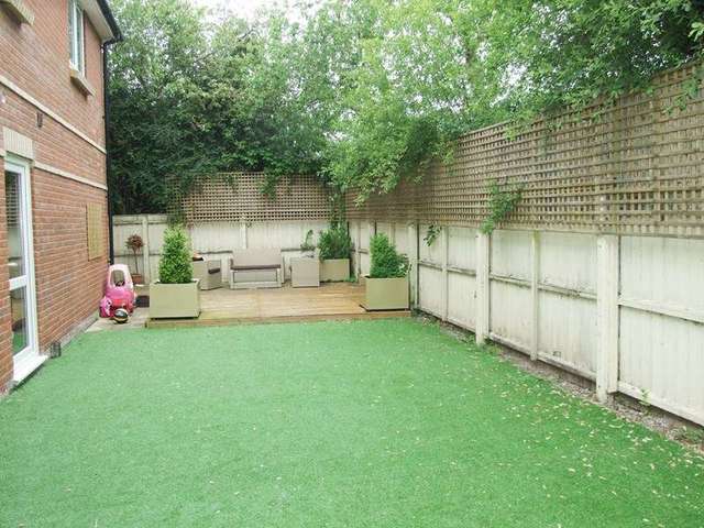  Image of 4 bedroom Detached house to rent in Hann Garden Lytchett Matravers Poole BH16 at Hann Garden Lytchett Matravers Poole, BH16 6FD