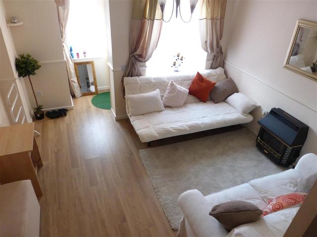  Image of 1 bedroom Detached house to rent in Harbourne Gardens West End Southampton SO18 at Harbourne Gardens Bitterne Southampton, SO18 3LZ