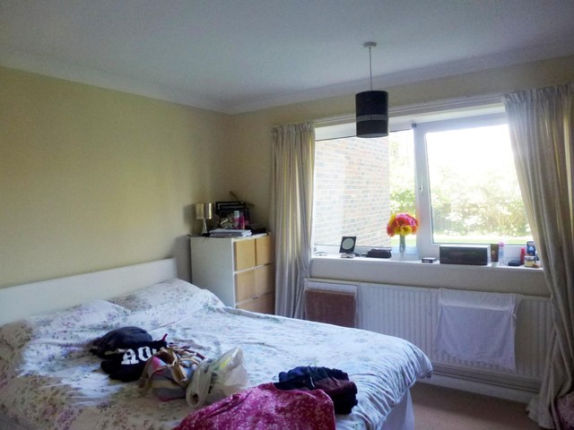  Image of 2 bedroom Flat to rent in Harewood Close Bexhill-on-Sea TN39 at Bexhill-On-Sea, TN39 3LX