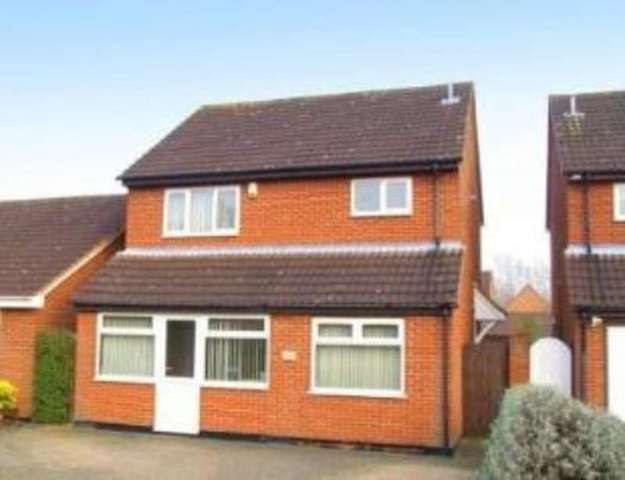  Image of 3 bedroom Detached house for sale in The Crofts Harpsfield Norwich NR5 at Harpsfield Norwich Bowthorpe, NR5 9LJ