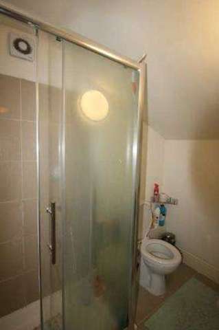  Image of 3 bedroom Flat to rent in Hartham Road London N7 at London N7 9JJ Holloway, N7 9JJ