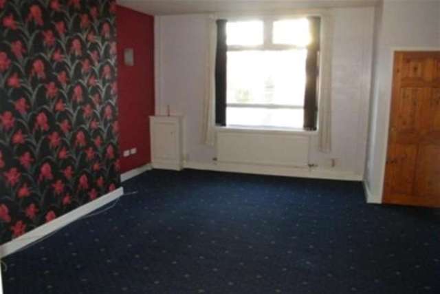  Image of 2 bedroom Terraced house to rent in Hatfield Road Bolton BL1 at Bolton, BL1 3BL