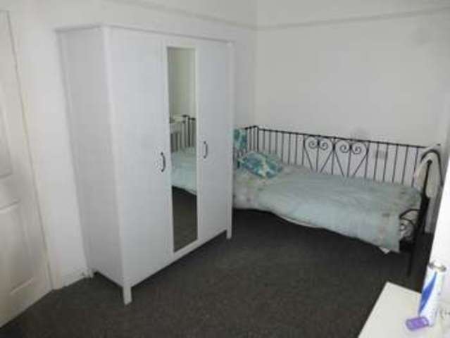  Image of 3 bedroom Terraced house to rent in Hawthorne Road Bootle L20 at Hawthorne Road  Bootle, L20 9AT