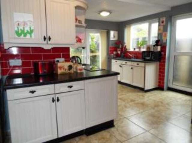  Image of 5 bedroom Bungalow for sale in Sea Front Hayling Island PO11 at Hayling Island Hampshire South Hayling, PO11 9HW