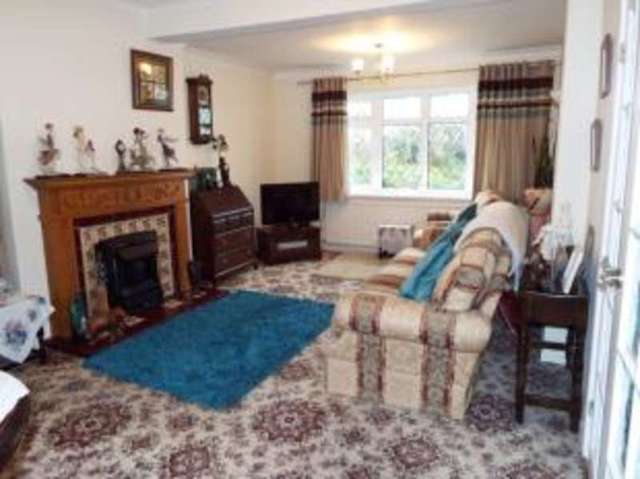  Image of 5 bedroom Bungalow for sale in Sea Front Hayling Island PO11 at Hayling Island Hampshire South Hayling, PO11 9HW