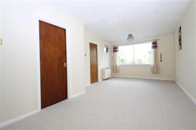  Image of 1 bedroom Flat to rent in Hayne Road Beckenham BR3 at Beckenham, BR3 4TY