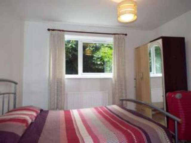  Image of 2 bedroom Flat for sale in Hazelmere Close Northolt UB5 at Northolt  Northolt, UB5 6UP