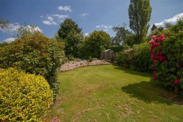  Image of 2 bedroom Bungalow for sale in Hazelton Close Marlbrook Bromsgrove B61 at Hazelton Close  Marlbrook, B61 0JF