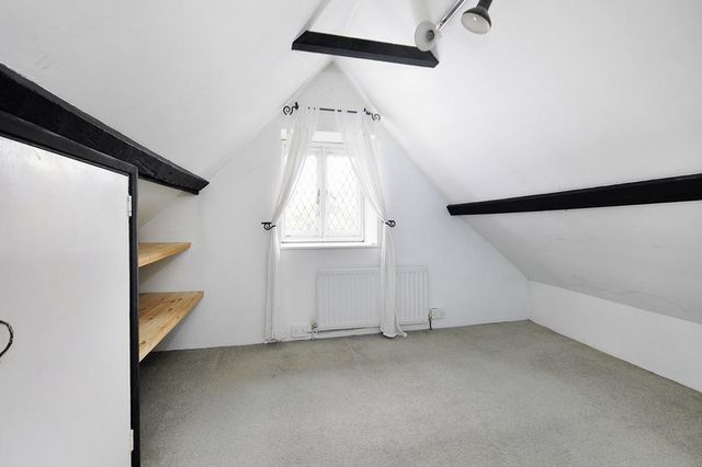  Image of 3 bedroom Detached house for sale in Heene Road Worthing BN11 at Heene Road  Worthing, BN11 4PN
