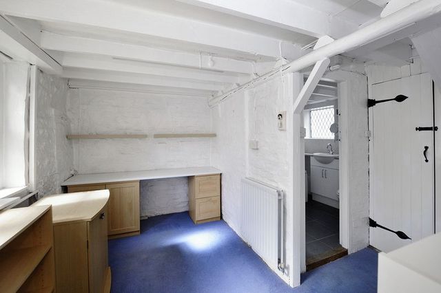  Image of 3 bedroom Detached house for sale in Heene Road Worthing BN11 at Heene Road  Worthing, BN11 4PN