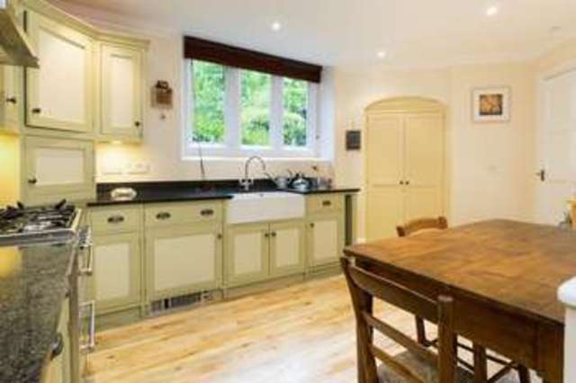  Image of 2 bedroom Detached house for sale in Goldens Way Goldings Hertford SG14 at Goldings Lane  Hertford, SG14 2WH