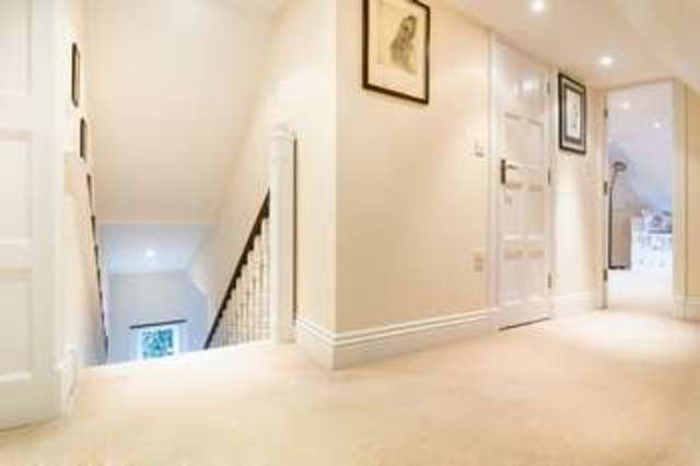  Image of 2 bedroom Detached house for sale in Goldens Way Goldings Hertford SG14 at Goldings Lane  Hertford, SG14 2WH