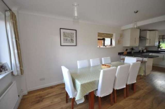  Image of 4 bedroom Detached house for sale in Hickmans Close Tingewick Buckingham MK18 at Tingewick Buckingham Tingewick, MK18 4PP