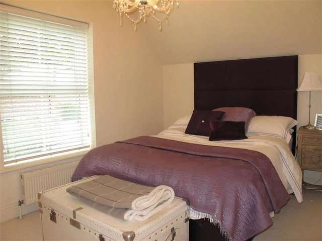  Image of 3 bedroom Detached house for sale in High Road Loughton IG10 at Loughton Essex Loughton, IG10 4QU