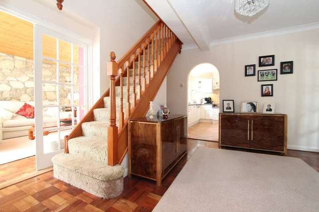  Image of 5 bedroom Detached house for sale in Holmhurst Avenue Highcliffe Christchurch BH23 at Highcliffe On Sea Christchurch Dorset, BH23 5PQ