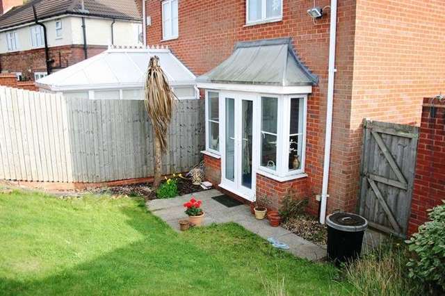  Image of 3 bedroom Semi-Detached house to rent in Hill Top Road Oldbury B68 at Hill Top Road Oldbury Oldbury, B68 9DY