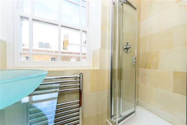  Image of 4 bedroom Detached house to rent in Hillgate Place London W8 at London, W8 7SL